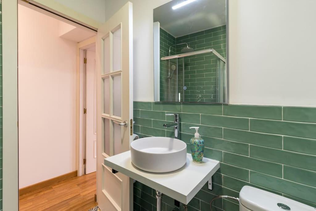 Piso Centrico San Simon Apartment ซานตานเดร์ ภายนอก รูปภาพ